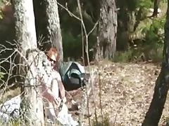 Baise et bande extérieure de horny rousse swiss femme