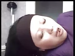 Vieux vietnamien prend une bite noire