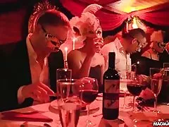 Magma film fétiche nuit échangiste